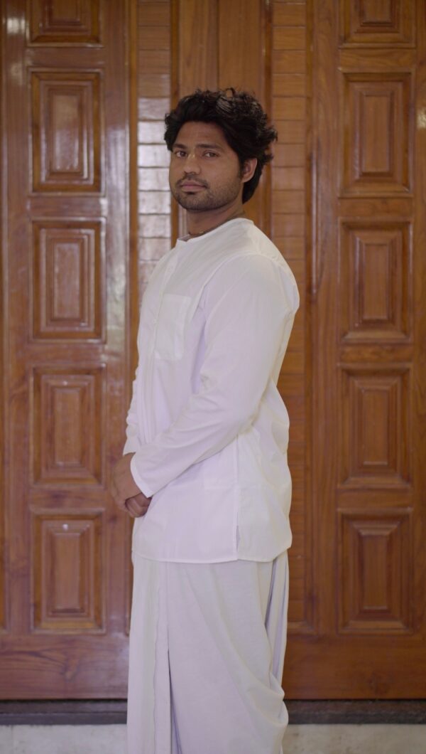 White Cotton Kurta for Men with Round Neck