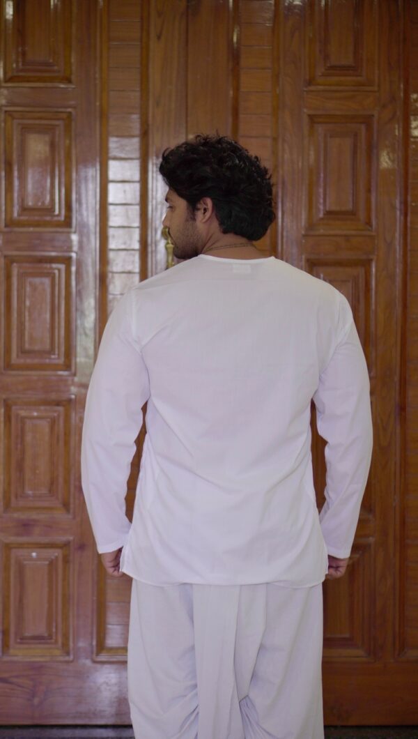 White Cotton Kurta for Men with Round Neck